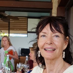 Meet your Posher, Faye